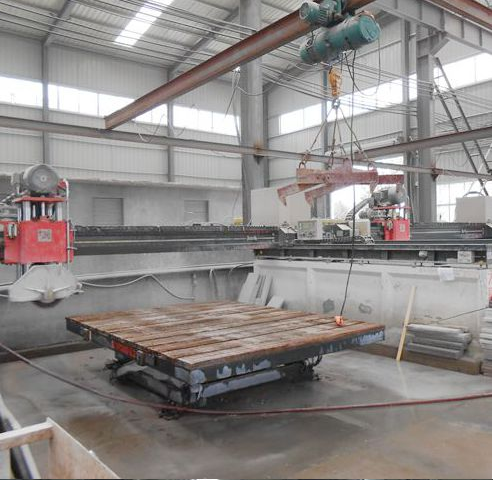 產(chǎn)房設(shè)備